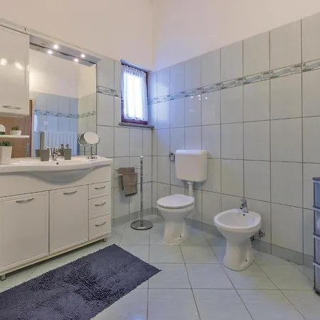 Apartment Beautiful In *
